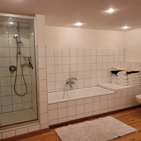 Landquartier Friesenhausen بيت ضيافة Aidhausen