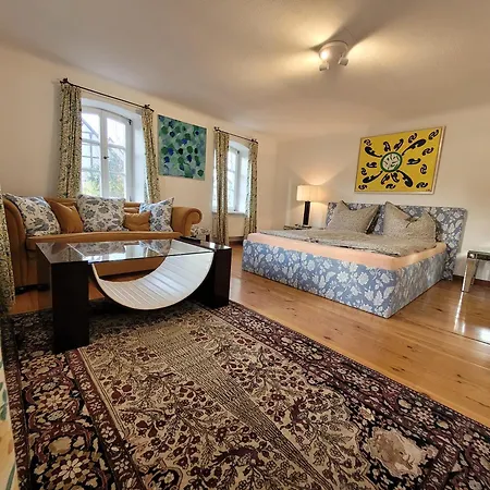 Landquartier Friesenhausen بيت ضيافة Aidhausen